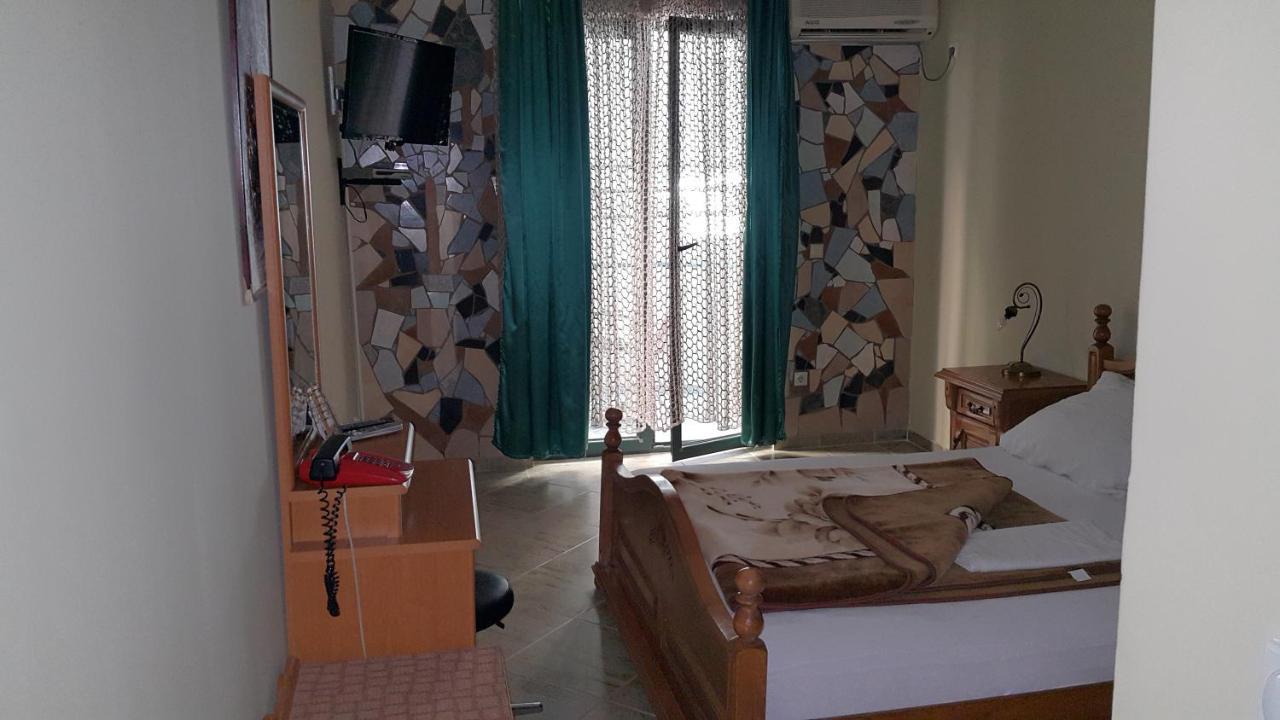 Apartmani Aida Ulcinj Exteriör bild