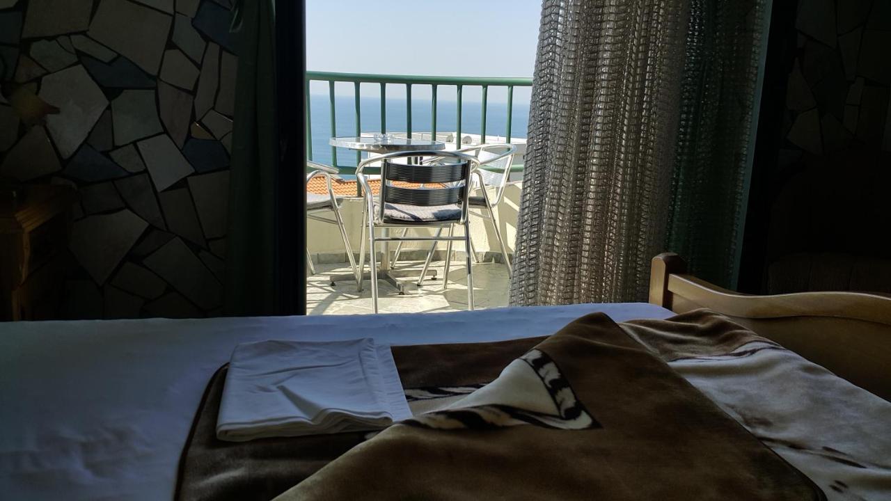 Apartmani Aida Ulcinj Exteriör bild
