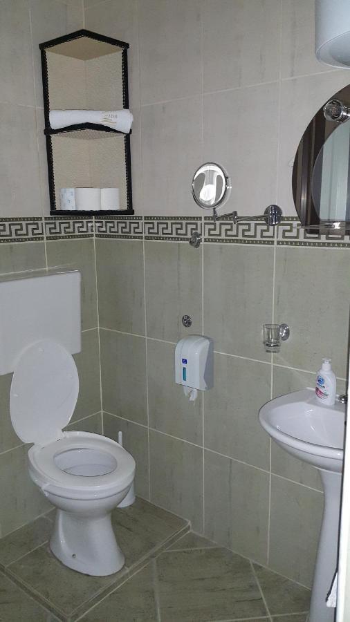Apartmani Aida Ulcinj Exteriör bild